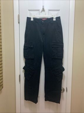 Match Men’s Black Slim Jeans with Red Label 30x32
